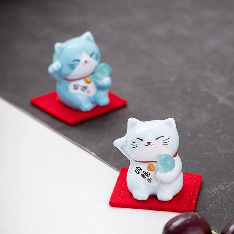 1Pc Lucky Cat Figurine Japan Cartoon Manek Neko Animal Model Miniatures Home Car Hotel Restaurant Decor Desktop Ornament New GatoGeek 