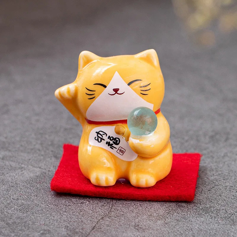 1Pc Lucky Cat Figurine Japan Cartoon Manek Neko Animal Model Miniatures Home Car Hotel Restaurant Decor Desktop Ornament New GatoGeek light orange 4.5x4.5x4cm 
