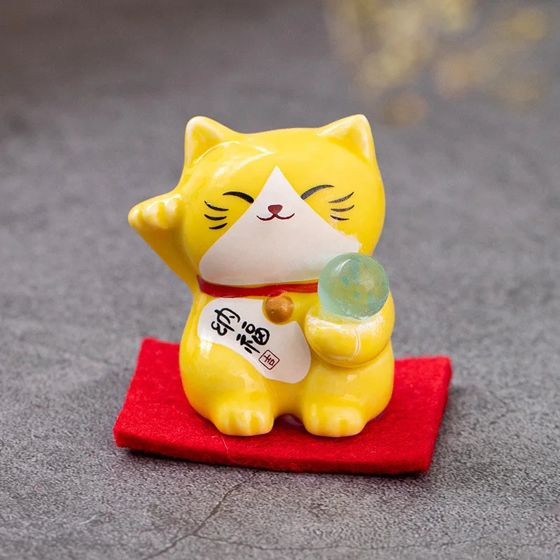1Pc Lucky Cat Figurine Japan Cartoon Manek Neko Animal Model Miniatures Home Car Hotel Restaurant Decor Desktop Ornament New GatoGeek Yellow 4.5x4.5x4cm 