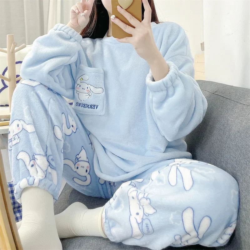 Pijama de Inverno Sanrio Sonhos Kawaii